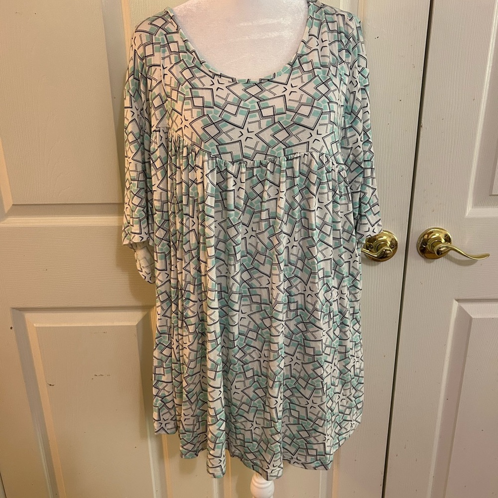 Tencede white, turquoise & black tunic, 4X